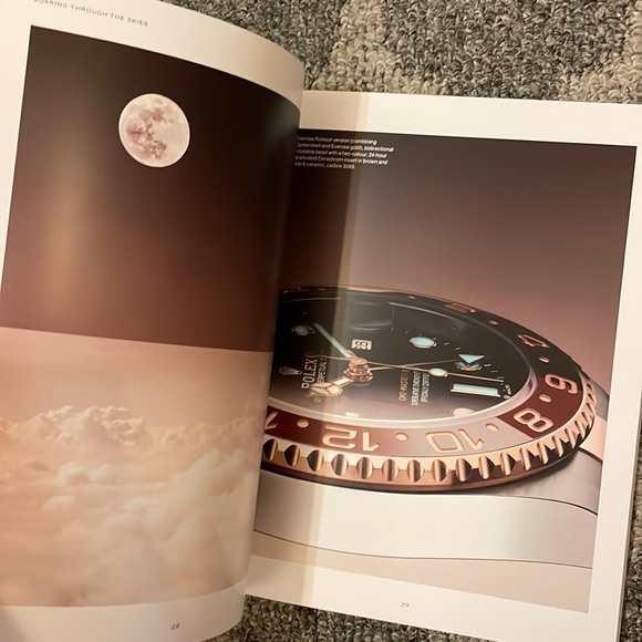 Rolex Watch Collection Magazine coffee table book - Picture 7 of 10